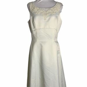 Davids Bridal Michaelangelo Wedding Gown 16 Ivory Beaded Keyhole Back Lined NEW